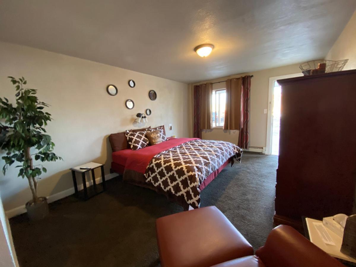 Roundtop Mountain Vista - Cabins And Motel Thermopolis Εξωτερικό φωτογραφία