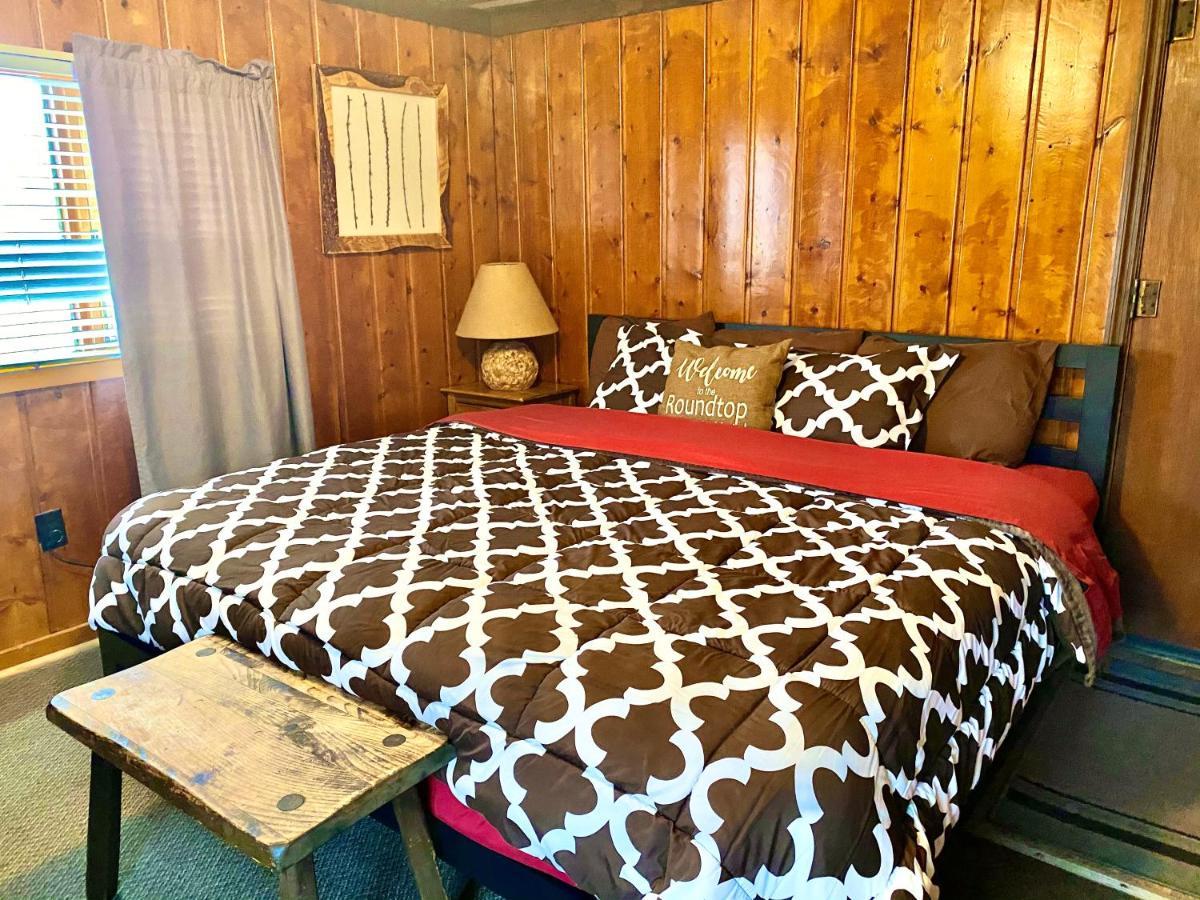 Roundtop Mountain Vista - Cabins And Motel Thermopolis Εξωτερικό φωτογραφία